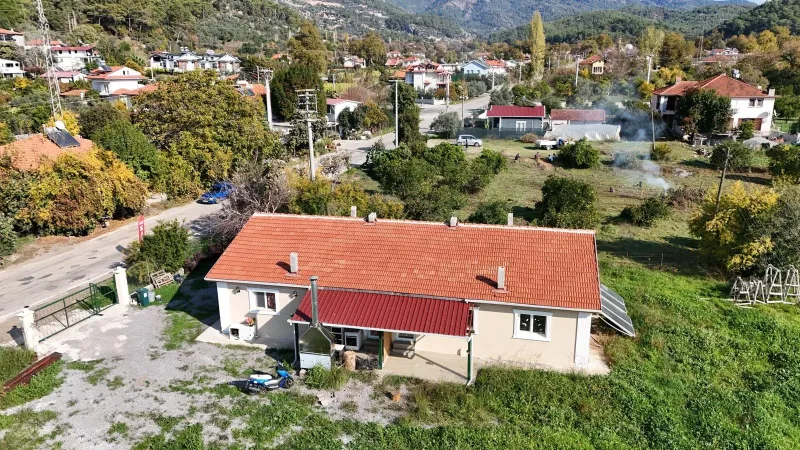 İnlice'de Köyiçi Yoluna Cepheli Ticari Taşınmaz