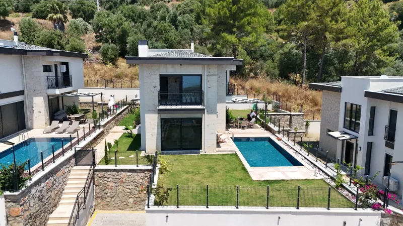 Sarıgerme Özel Havuzlu Villa – Kuş Bakışı Villa ve Deniz Manzarası