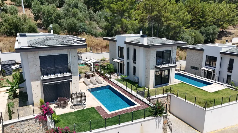 Sarıgerme Özel Havuzlu Villa – Dış Cephe, Havuz ve Bahçe