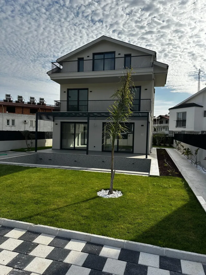Fethiye Kargı'da Çalış Plajı'na Yakın Havuzlu Villa