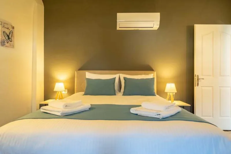 Göcek Çarşı'da Kiralık 1+1 Ofis / Daire