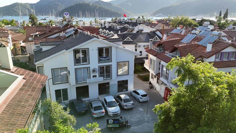 Göcek Merkezde Kiralık 1+1 Ofis / Daire