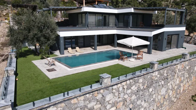 Göcek'te Full Deniz Manzaralı Kiralık Lüks Villa
