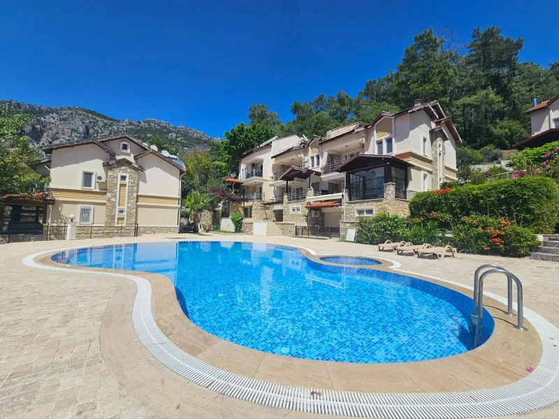 Göcek Vineyard Sitesi'nde Satılık Müşterek Havuzlu 3+1 Daire