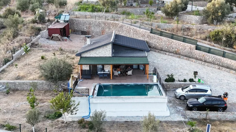 İnlice satılık infinity havuzlu villa – görsel 2