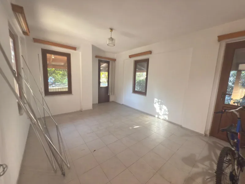 Göcek merkez satılık tripleks bina – görsel 5