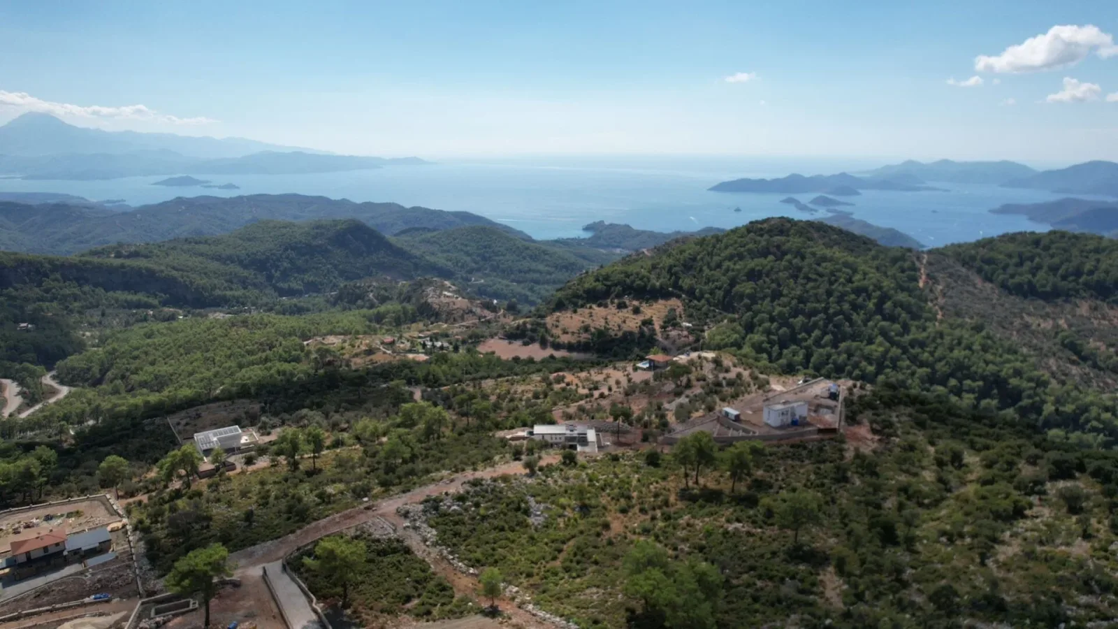 Gökçeovacık Aşılı'da Deniz Manzaralı Satılık 2.611 m² Tarla