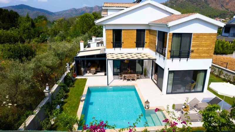Göcek satılık 3+1 havuzlu villa – görsel 2