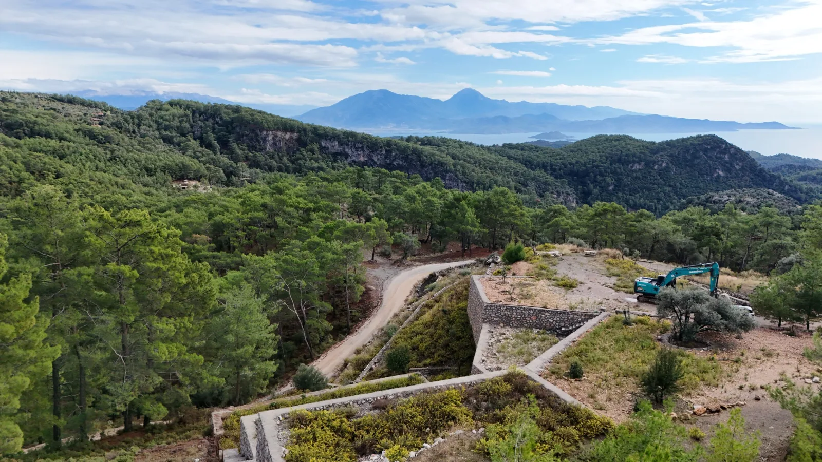 Gökçeovacık Aşılı'da Doğa ve Deniz Manzaralı Satılık 1.016 m² Arazi