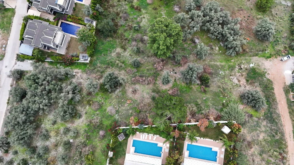 GÖCEK'TE MUHTEŞEM DENİZ MANZARALI İMARLI ARSA