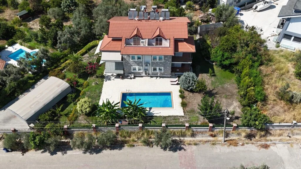 GÖCEK'TE 101 GÜN KİRALAMAYA UYGUN ORTAK HAVUZLU MUHTEŞEM 4+1 DUBLEKS DAİRE - Fotoğraf 4