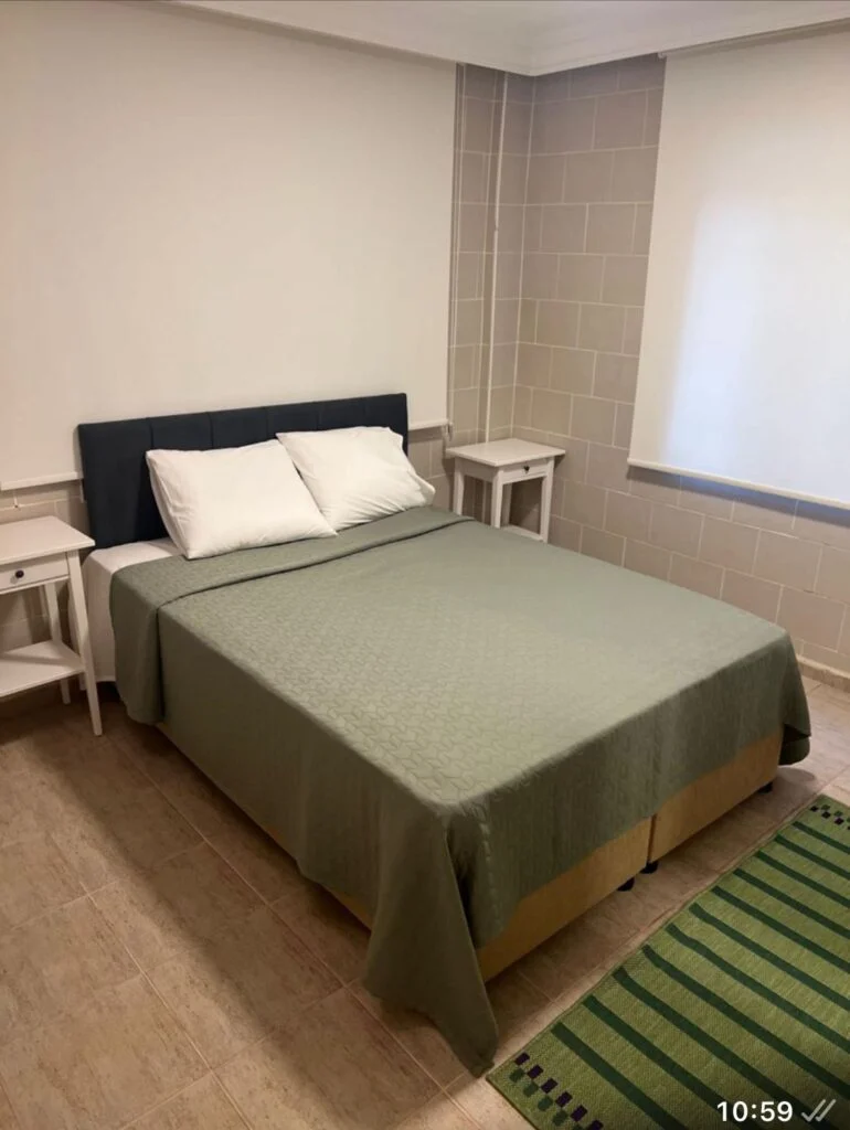 65760914-5ddd-4bf5-aed6-89088d93a3ba